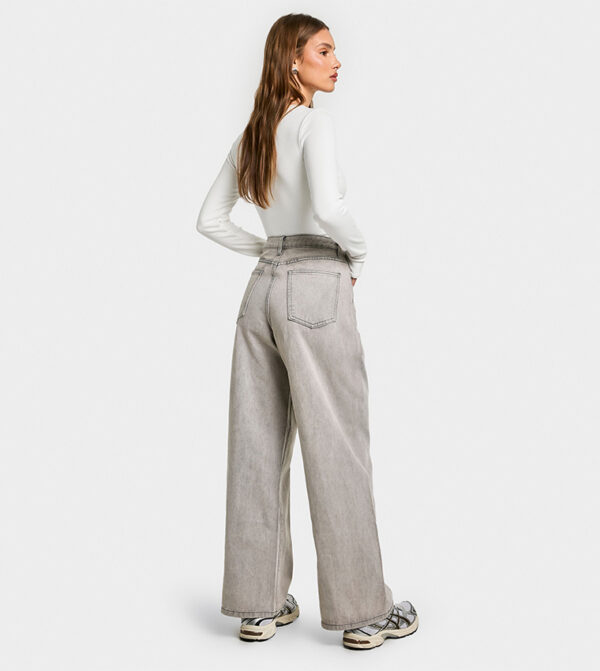 Wide Leg Jeans - Image 4